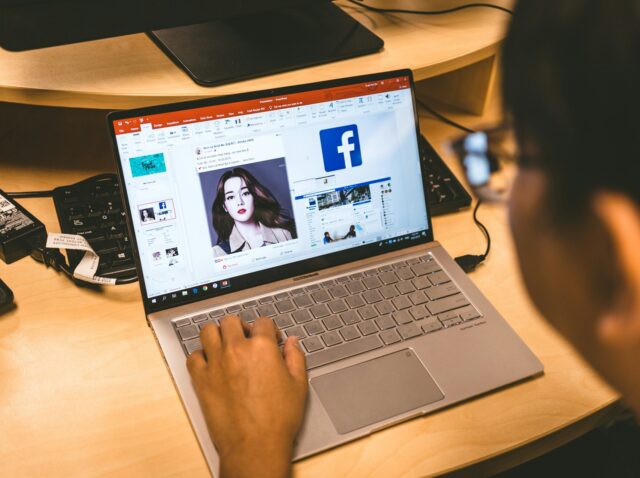 Microsoft PowerPoint
